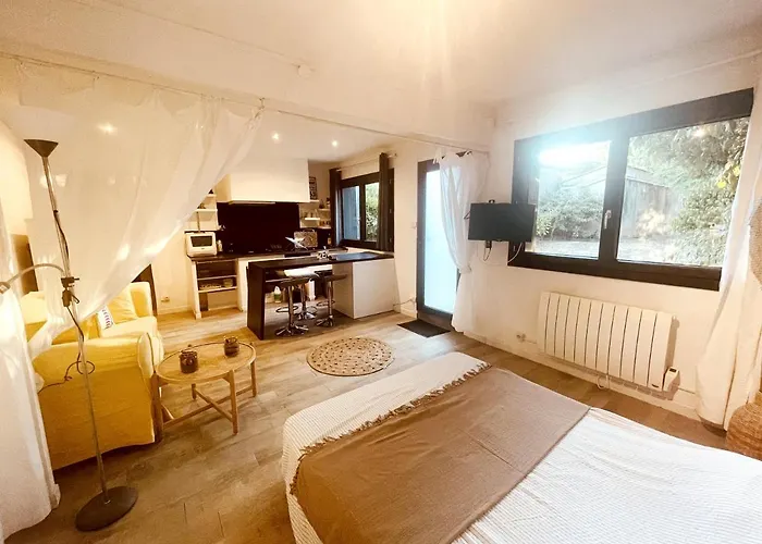 Апартаменты Superbe Boheme Dans Les Vignes Ним