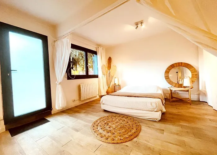 Superbe Boheme Dans Les Vignes شقة نيم